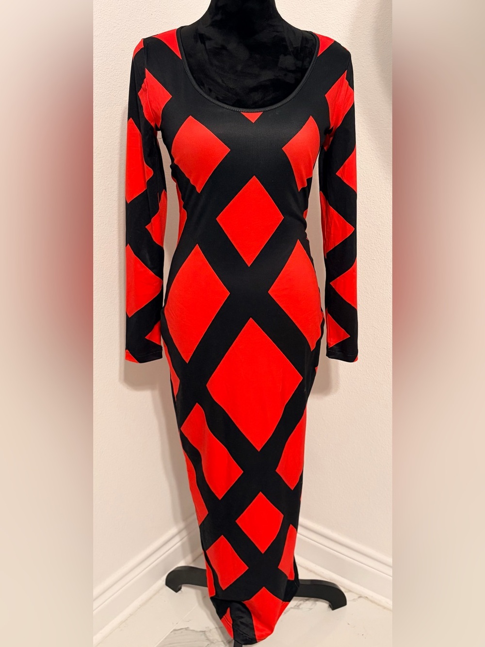 SHEIN Red and Black Geometric Long Sleeve Bodycon Dress